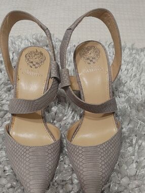 Vince Camuto Taupe Textured Pointed-Toe Slingback Heels